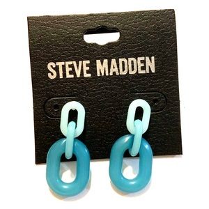 Steve Madden Earring